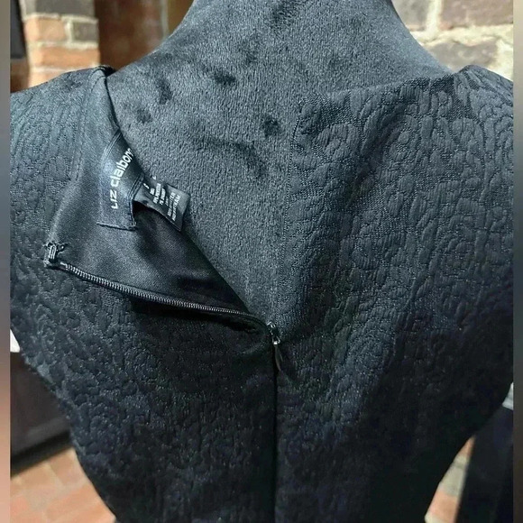 Liz Claiborne Women’s Dress sleeveless Black size 6 classic Minimalist timeless - Picture 5 of 9